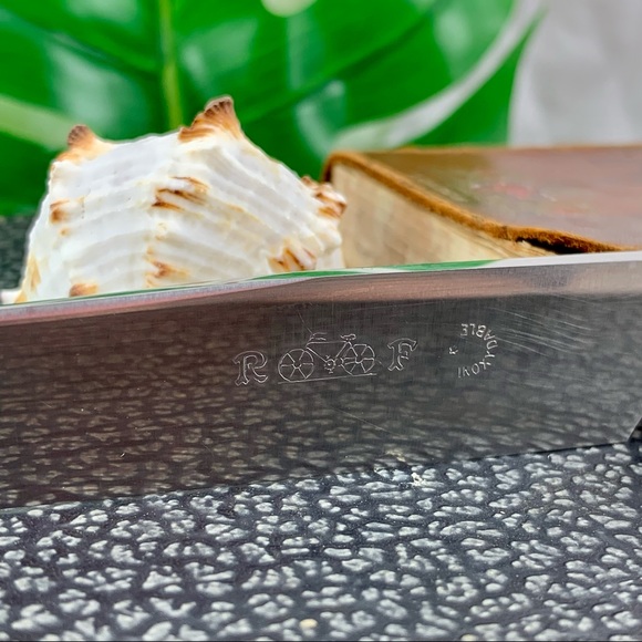 VINTAGE BUTTERKNIFE SET W/CASE BONE LIKE HANDLES - Picture 2 of 11